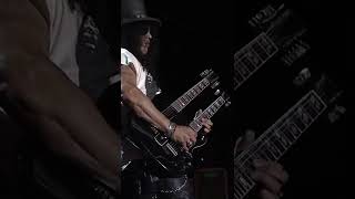 Guns N' Roses - Knockin' On Heaven's Door - Slash Guitar Solo 1 (LIVE)