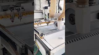 CATEKCNC automatic tool change CNC router uses a saw blade to cut drywall! #cncrouter #cnccutting