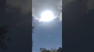 The sun is flickering can somebody explain to me why?