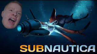 Battling the reaper! | Subnautica