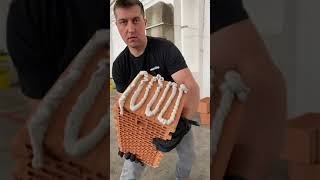 Foam-glue to help builders MAKROFLEX PRO to help builders \\ Пена-клей в помощь строителям