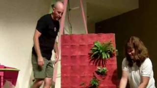 In That an Herb in Your Pocket? (vertical gardening)