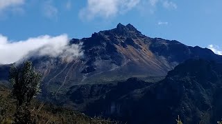 Climbing Iliniza Norte