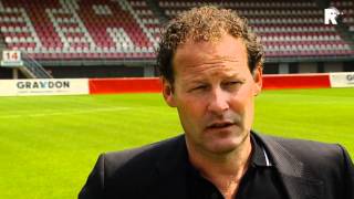 Praat - R. van der Gijp - aflevering 1