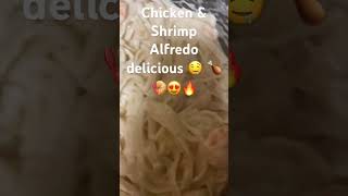 Chicken and shrimp Alfredo check out how Alfredo dinner 🍽️ 🍗🍤#chicken #shrimpalfredo #seafood #fy