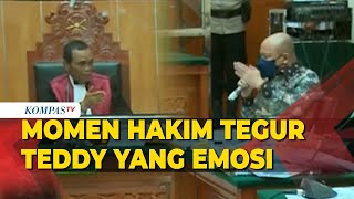 Momen Hakim Tegur Teddy Minahasa yang Emosi di Persidangan