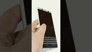 #foryou #blackberry #fyp #viral #iphone #dubai #viralvideo