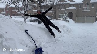 Snow Shovelling - 10 Steps to Prevent Injury