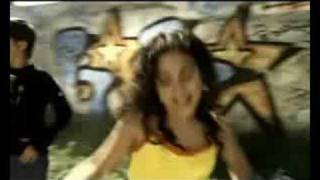 3+2 - El rama lama(ding dong) videoclip