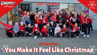 Gwen Stefani ft. Blake Shelton - You Make It Feel Like Christmas | Christmas Dance Video | Jazz/Show