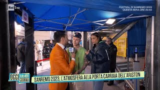 Sanremo 2023, l'atmosfera alla porta carraia dell'Ariston - Oggi è un altro giorno 08/02/2023