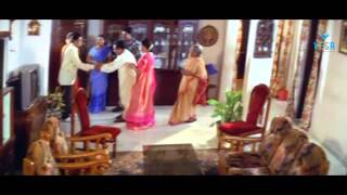 Manasantha Nuvve Movie - 6 : Uday Kiran,Reemasen