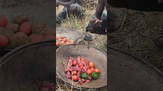 It's Amazing,,,,😻 see how Hadzabe cook very Delicious Meal for the first time