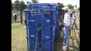 Priefert's S04 Squeeze Chute Mills Fleet Farm