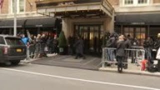 Guests including Amal Clooney, Jessica Mulroney arrive at hotel for Meghan Markle's rumored baby sho