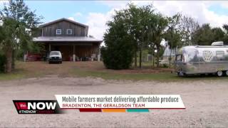 Mobile farmer's market seeks out food deserts