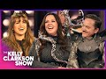 Kelly Clarkson Dons Fur Cape & Crown For Melissa McCarthy & Ben Falcone Interview