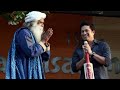 sadhguru takes wicket of Sachin Tendulkar. sadhguru teaches how to play cricket. #cricket #sadhguru