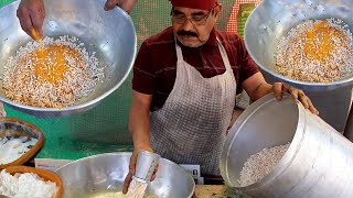 Hard Working Uncle Selling ' Kachha Chivda ' at Just 15 Rs In Wardha | Bhojaji Kachha Chivda Center