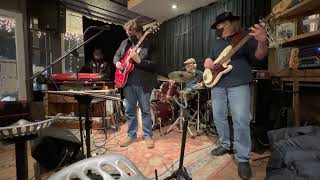 Tom Caswell Band - Sassy Mae (live)