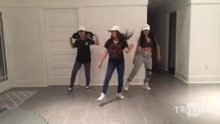 SiAngietwins dancing