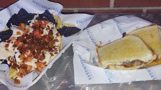 Rupp Arena food review! Hot brown nachos , Full Court Press sandwich, \u0026 Taylor Belles Icecream