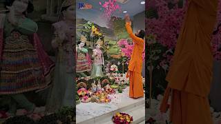 Devotees Rejoice Janmashtami with Swami Mukundananda at Radha Krishna Temple of Dallas #shorts