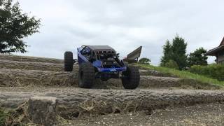 AXIAL YETI