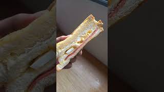 golden sandwich in singapore 黄金三文治 #ilovesingapore #shorts