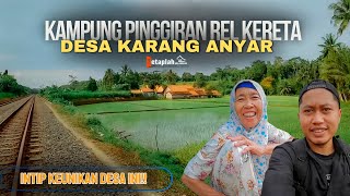 ADA DUSUN DI PINGGIRAN REL KERETA TERNYATA BEGINI SUASANA KEINDAHAN PEMANDANGAN SAWAH YANG ASRI