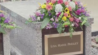 Fans gather at Graceland to remember Lisa Marie Presley  |  NewsNation Prime