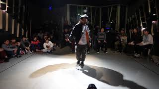 すずきゆうすけ(DOWNTOWNBOUNCE/BRO of MADE IN FUNK) JUDGE DEMO SUPER FRIDAY LOCKIN' 1on1 BATTLE 18/3/9