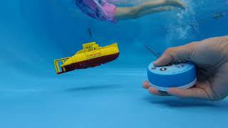 toy rc submarine underwater test