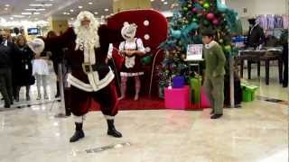 Santa Claus bailando oppa gangnam style