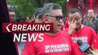 BREAKING NEWS - Sekjen Hasto Kristiyanto dan Kader Bawa Obor Api ke Lokasi Rakernas V PDIP