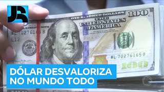 Dólar desvaloriza após Trump anunciar que pode chegar a acordo comercial com a China