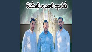 Ridicati-va porti capetele