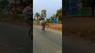 new Willy videos #slg cycle stunt⚡🔥⚡🖤 #shorts @fat biker vaibhav @Infinity Riderzz