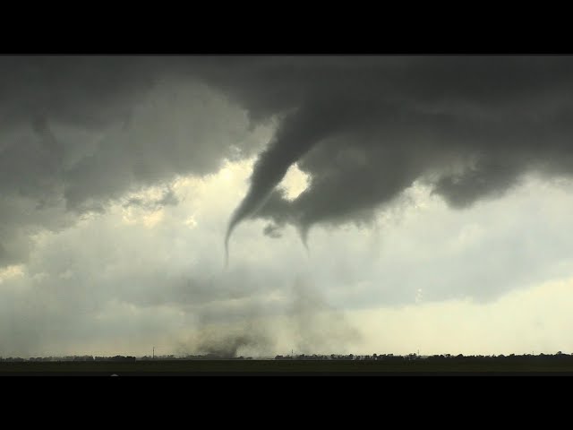 Twin Tornadoes 61614