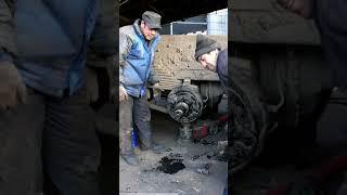 Fail Pulling out Truck Brake Drum, and Change Bearing Cage