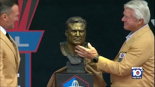 The wait is over: Miami Dolphins star LB Zach Thomas inducted into the Pro Football Hall of Fame