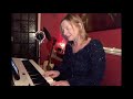 Live worship Reigning in all splendour (cover) Carol Lee Sampson