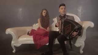 Cheyo Carrillo - Estando Contigo (Video Oficial)