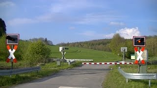 Spoorwegovergang Hameln (D) // Railroad crossing // Bahnübergang