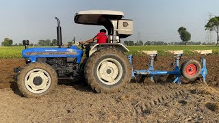 New hollend 3630 special edition 4wd with plough