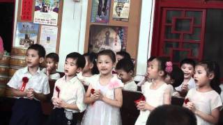 福幼幼稚園-2011畢業典禮 (002獻詩).mp4