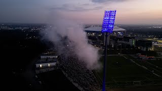 Parkstadion-Flutlichtmast strahlt wieder | Stimmen, Reaktionen & Historie | FC Schalke 04