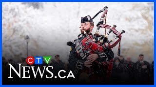 Montrealers brave snow to honour veterans at Remembrance Day ceremony