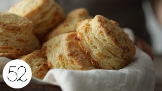 Garlic Cheddar Biscuits