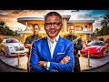 Inside the $23.9 Billion Life of Africa’s Richest Man – Aliko Dangote